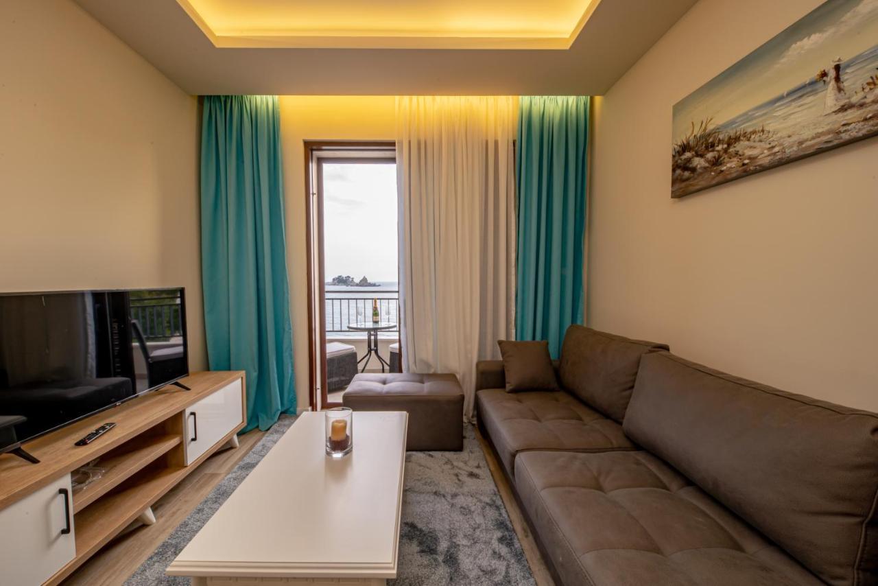 Mar Azul Apartments Petrovac Exterior photo