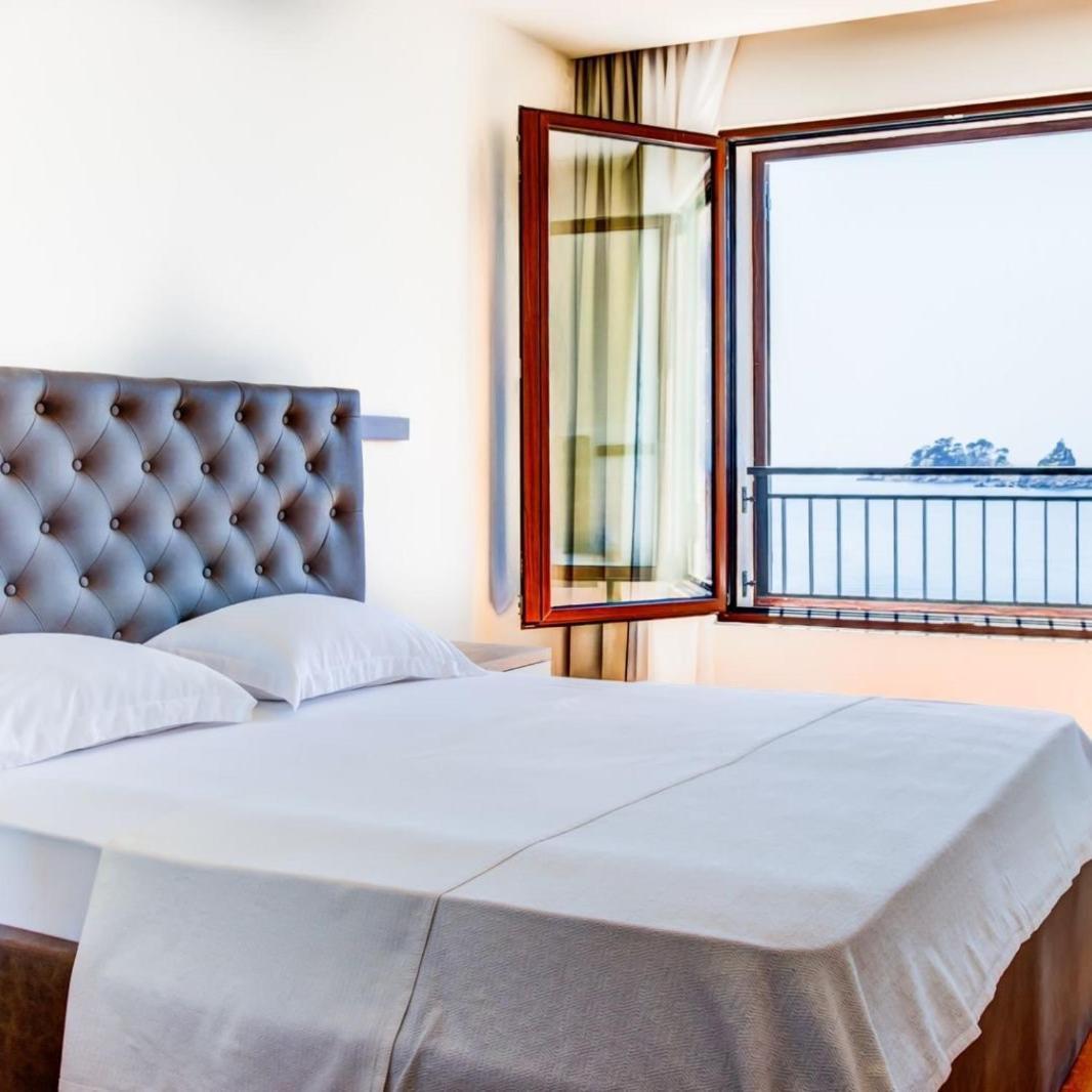 Mar Azul Apartments Petrovac Exterior photo